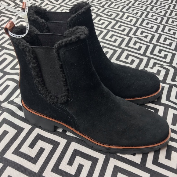 Sam Edelman Shoes - Sam Edelman• ankle boot faux fir trim 6.5 pull on